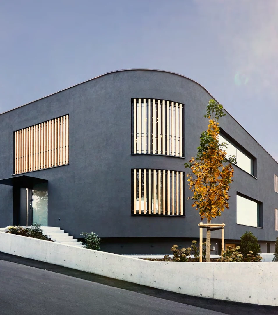 Dunkles Wohnhaus